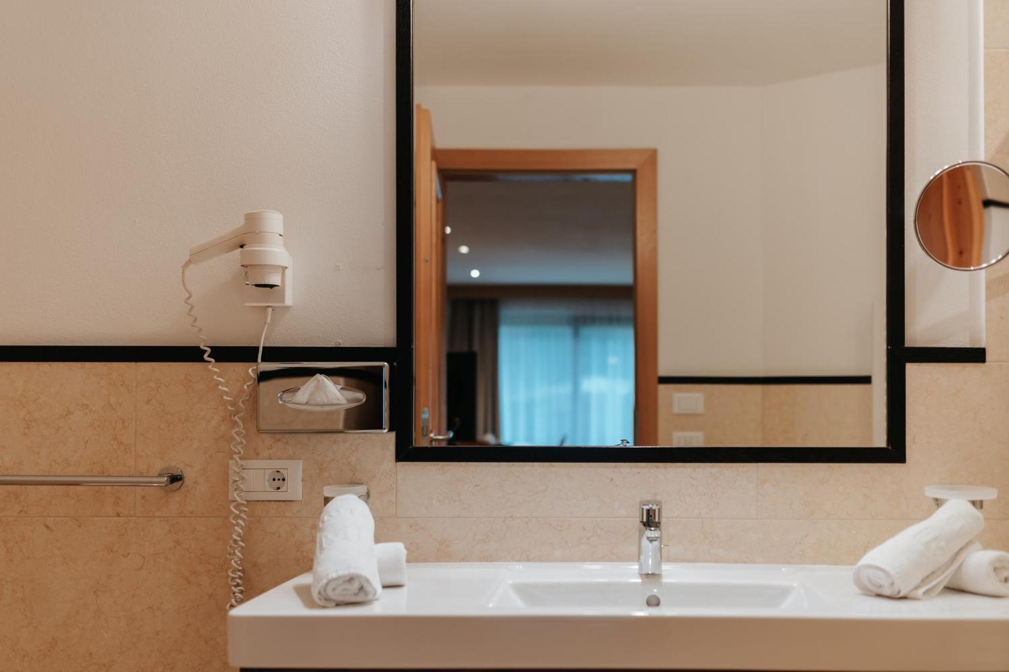B&B Hotel Mirabel Ortisei Habitación foto